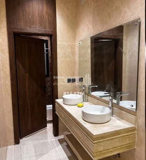 فيلا 400 متر مربع شمالية شرقية على شارع 15م السويس 1، جازان