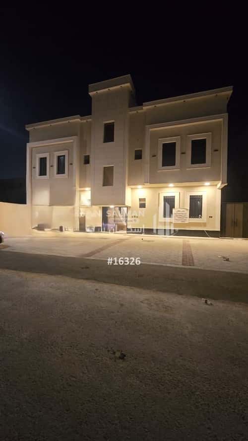 Apartment with 4 Bedrooms Al-Hamra - Al-Jubail, Jubail