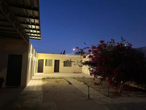 استراحة 750 متر مربع بغرفتين القيروان، شمال الرياض، الرياض