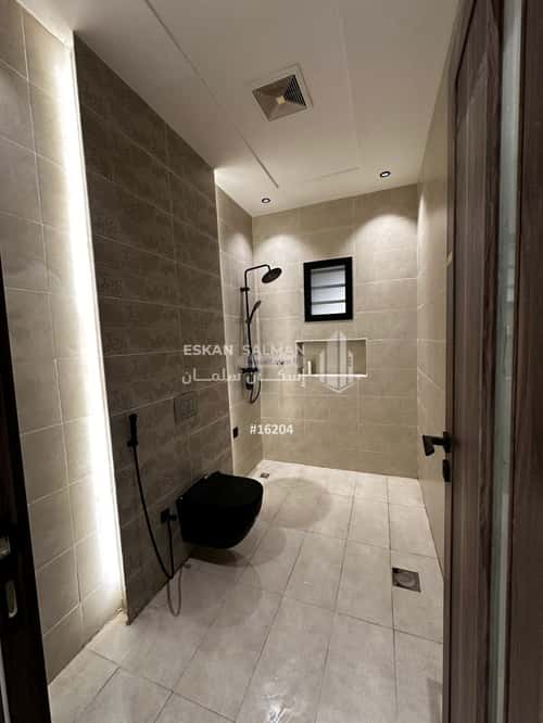 Floor 240.07 SQM with 7 Bedrooms Al Rafaya 2, Jazan