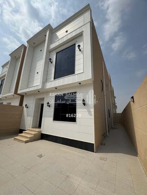 Villa 352.67 SQM Facing South on 15m Width Street Ar Rawdah, Abu Arish - 'Abu Earish