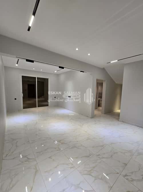 Villa 318 SQM facing North on 15m width street السويس 1، جازان