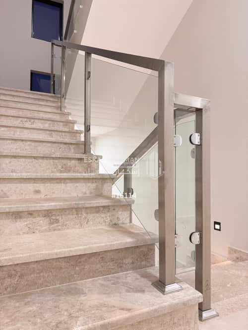 فيلا 229.17 متر مربع شرقية على شارع 20م الحمراء، الرس