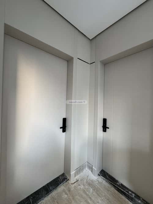 Apartment with 4 Bedrooms Al Badyah, Aldammam