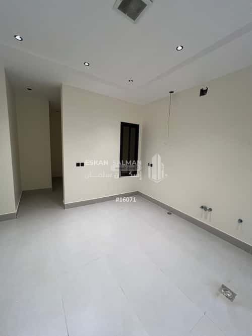 Floor 183.93 SQM with 5 Bedrooms Al-Khaleej, East Riyadh, Riyadh