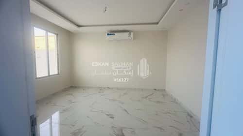 فيلا 418.08 متر مربع غربية على شارع 30م إشبيلية، الجبيل