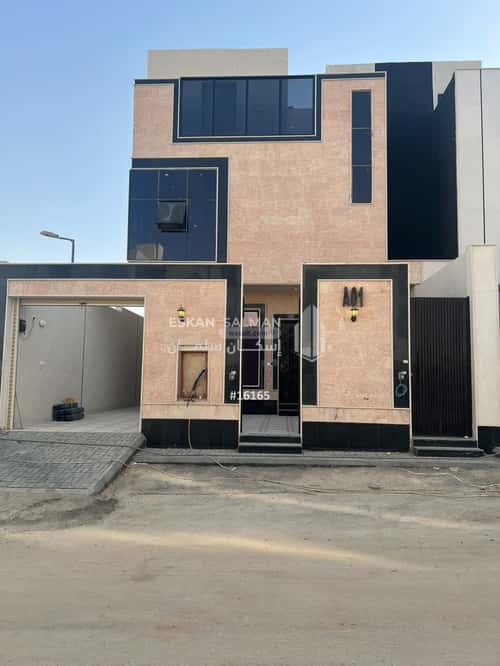 Villa 270 SQM Facing East on 15m Width Street Al Marjan, East Riyadh, Riyadh