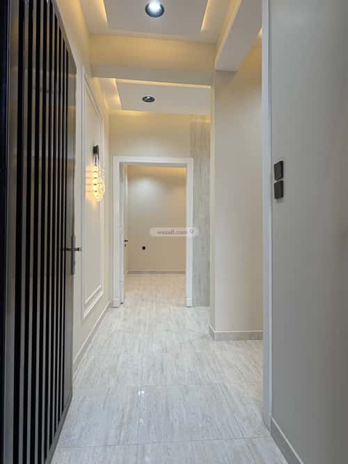 Apartment 204 SQM with 6 Bedrooms Dammam, Khamis Mushait