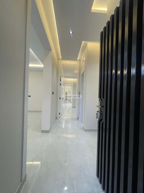 Apartment with 6 Bedrooms Dammam, Khamis Mushait