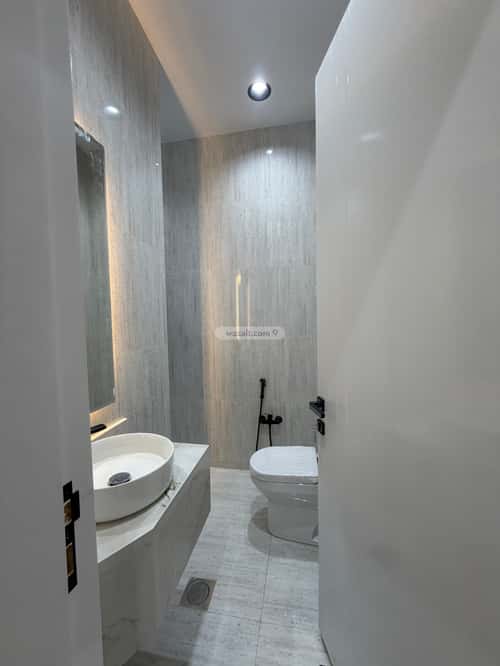 شقة 204 متر مربع ب 6 غرف ضمك، خميس مشيط