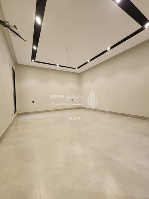Villa 332.59 SQM Facing West on 15m Width Street Al Rahmanyah, East Jeddah, Jeddah