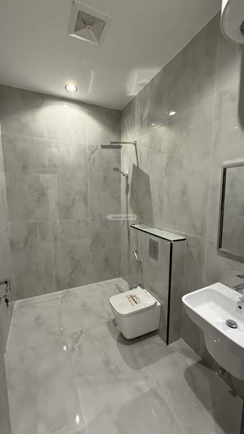 فيلا 225 متر مربع شمالية على شارع 15م الشفاء، جنوب الرياض، الرياض