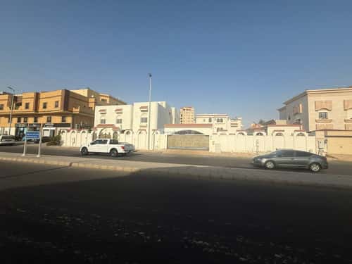 فيلا 616 متر مربع غربية على شارع 32م المحمدية، شمال جدة، جدة