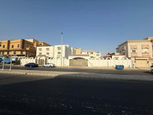 فيلا 616 متر مربع غربية على شارع 32م المحمدية، شمال جدة، جدة