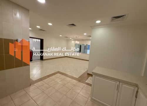 Apartment with 3 Bedrooms Al Rawabi, Khobar