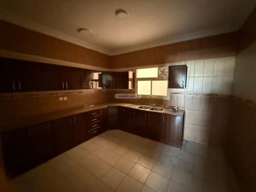 Villa 581.5 SQM Facing East with 4 Bedrooms An-Namuthajiyah, Central Riyadh, Riyadh