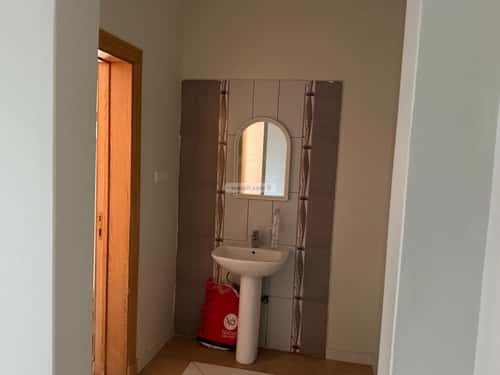 فيلا 581.5 متر مربع واجهة شرقية ب 4 غرف النموذجية، وسط الرياض، الرياض