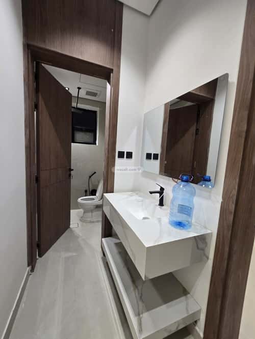 Apartment with 3 Bedrooms Okaz, South Riyadh, Riyadh