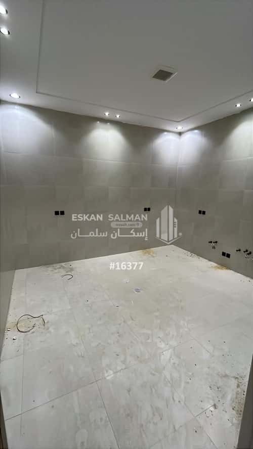 Apartment with 3 Bedrooms Okaz, South Riyadh, Riyadh