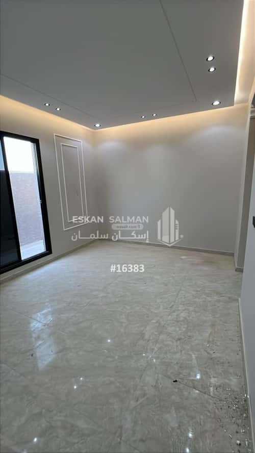 Floor 186.94 SQM with 5 Bedrooms Okaz, South Riyadh, Riyadh