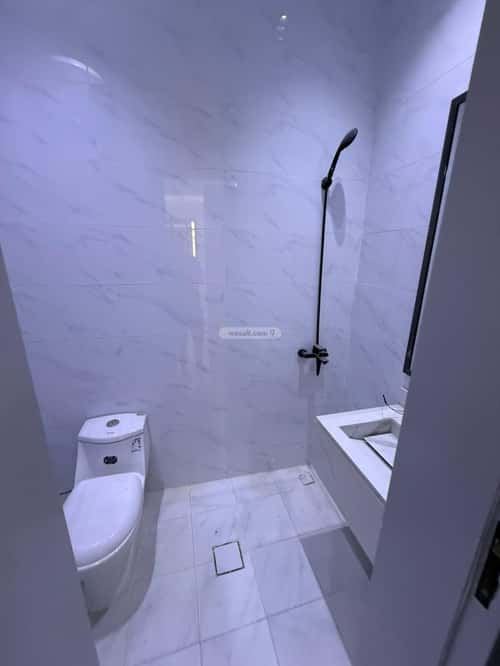 Apartment with 6 Bedrooms Al-Janadriyah, East Riyadh, Riyadh