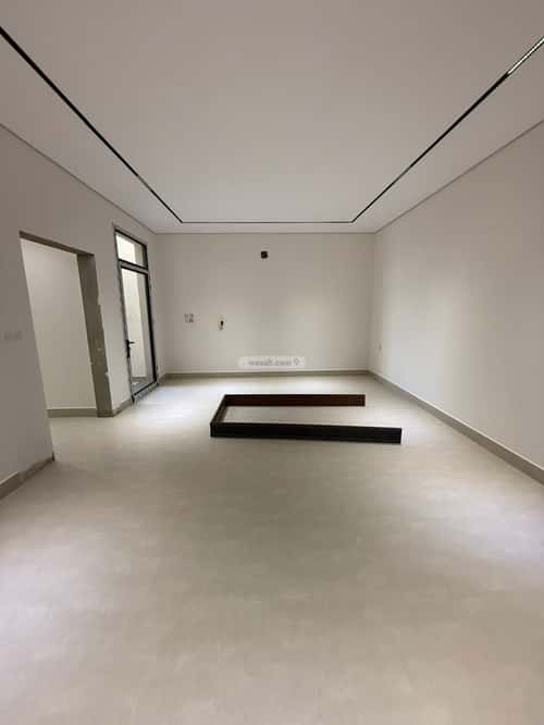 Floor with 6 Bedrooms Al-Janadriyah, East Riyadh, Riyadh