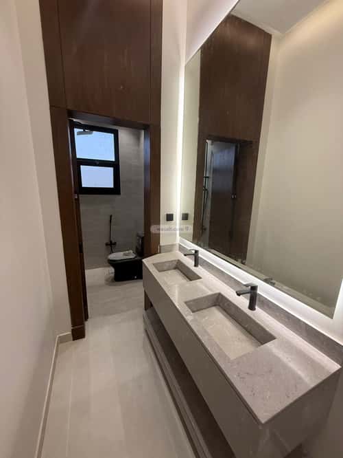 6 bedroom apartment in Al Janadriyah