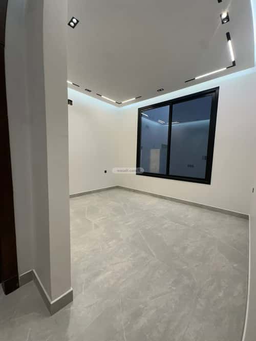 Villa 240 SQM Facing West on 15m Width Street Ar-Rimal, East Riyadh, Riyadh