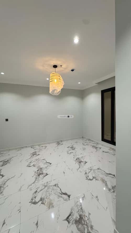 Apartment with 4 Bedrooms Al Seef, Aldammam