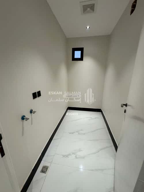 Apartment with 4 bedrooms الندوة، شرق الرياض، الرياض