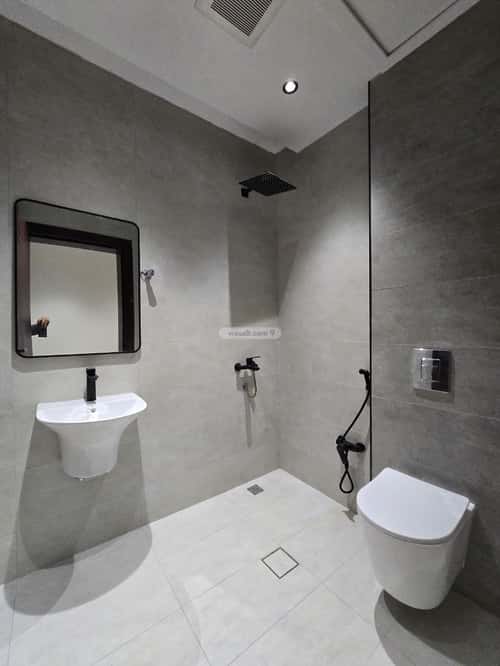 شقة 181 متر مربع ب 6 غرف الزهور، أبها