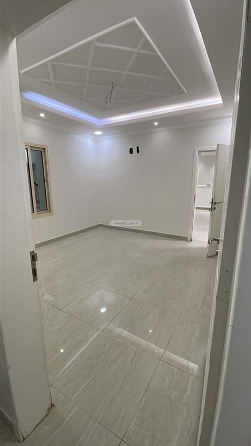 فيلا 254.42 متر مربع غربية على شارع 12م الشعلة، الدمام