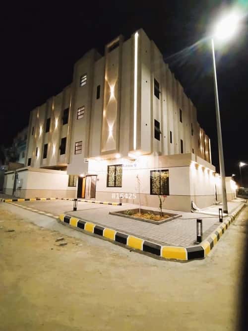 Floor 235 SQM with 6 bedrooms السلام، المدينة المنورة