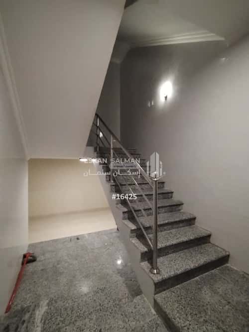 Floor 235 SQM with 6 Bedrooms Al Salam, Madinah