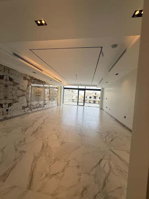 Villa 600 SQM Facing West on 15m Width Street Al-Buhayrat, North Jeddah, Jeddah