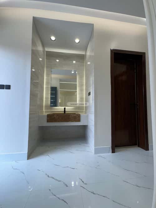 Apartment with 6 Bedrooms Al Zahoor, Abha