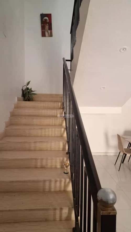 فيلا 200 متر مربع شمالية على شارع 15م شبرا، غرب الرياض، الرياض