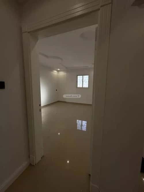 4 bedroom apartment in Dhahrat Laban