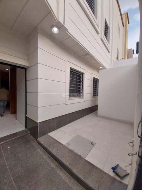 Apartment with 5 Bedrooms Al-Murooj, Abha