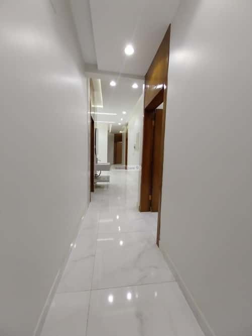 Apartment with 5 Bedrooms Al-Murooj, Abha