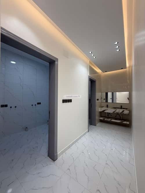 Floor 377.1 SQM with 7 Bedrooms The Light, Khamis Mushait