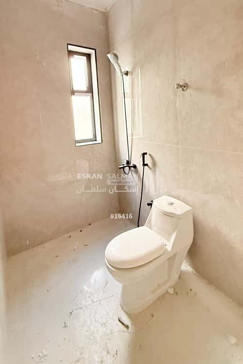 شقة ب 5 غرف الفرسان، الدمام