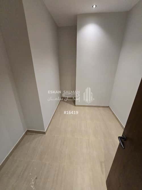 Floor 173.76 SQM with 5 Bedrooms Al Rahmanyah, East Jeddah, Jeddah