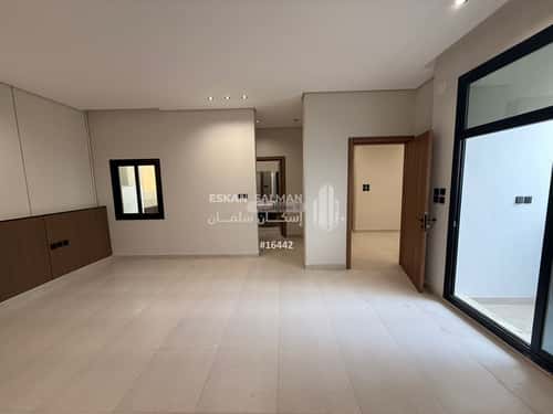 Villa 300 SQM Facing South on 15m Width Street Alghashashyaalgadeed, Makkah Al Mukarramah