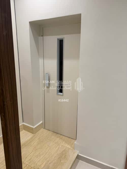 Villa 300 SQM Facing South on 15m Width Street Alghashashyaalgadeed, Makkah Al Mukarramah