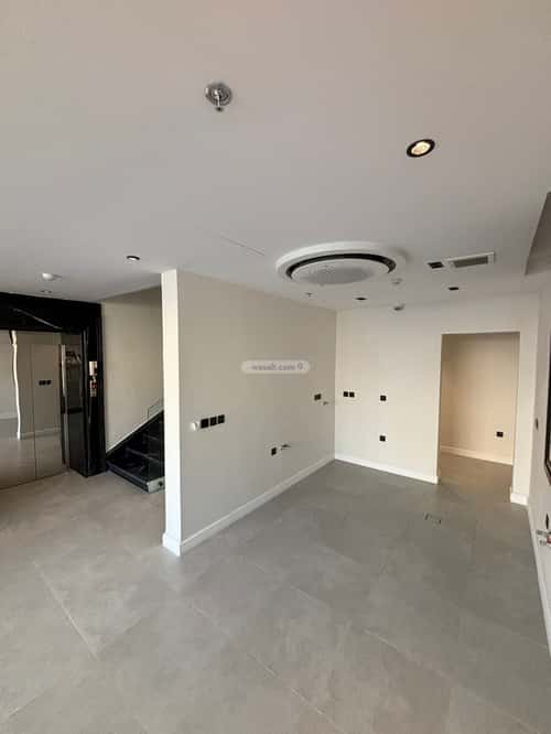 Apartment with 4 Bedrooms Mugharazat, North Riyadh, Riyadh