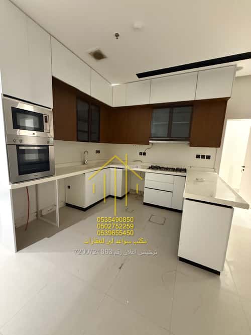 Apartment with 5 Bedrooms Dahrat Laban, West Riyadh, Riyadh