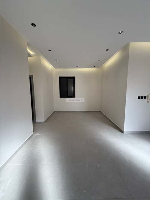 Floor with 5 Bedrooms Bader, South Riyadh, Riyadh