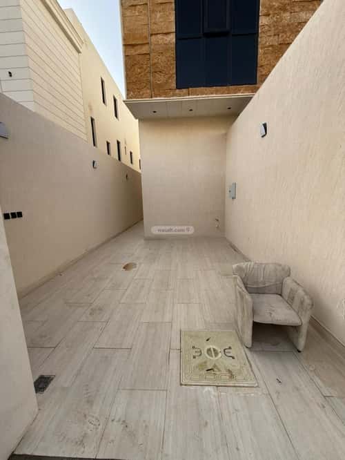 7 bedroom villa in Al Rimal