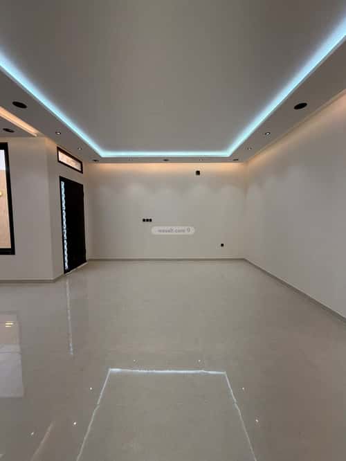 شقة 6 غرف في الجنادرية